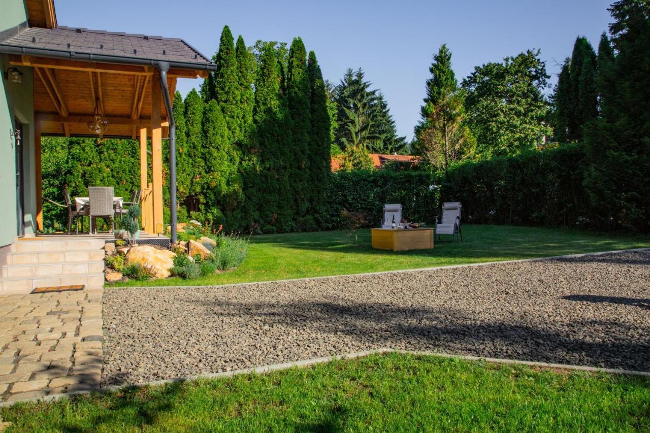 Csicsergő Vendégház Villa Nagymaros Esterno foto