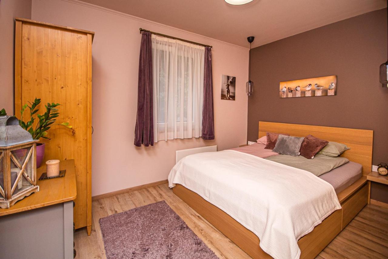 Csicsergő Vendégház Villa Nagymaros Esterno foto